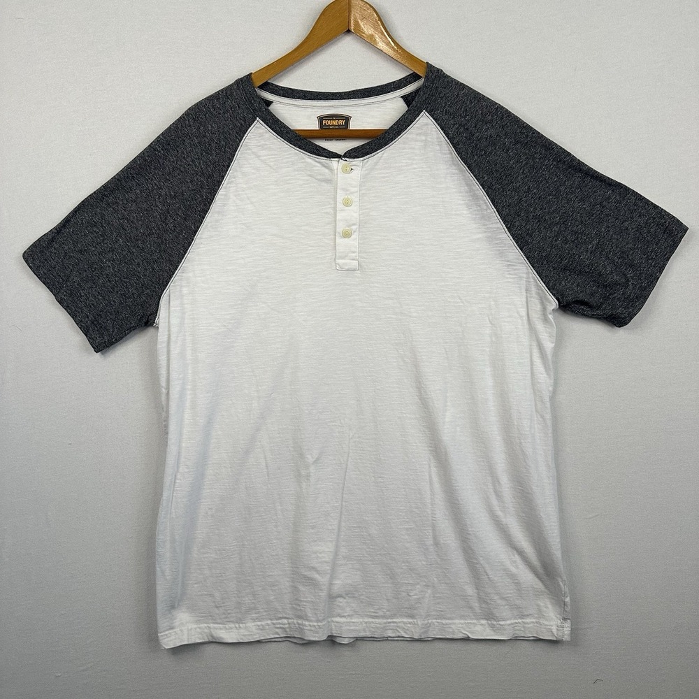 Foundry Men's Tshirt XLT‎ White W/gray Sleeves Pullover Baseball Classic